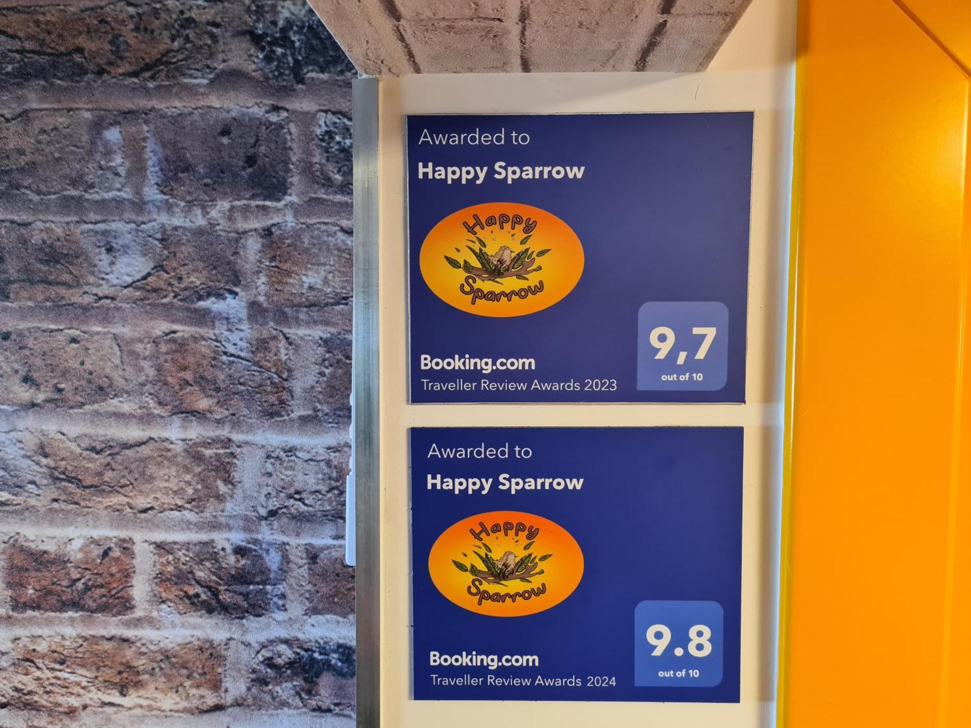 Happy Sparrow Karlovac Exterior photo